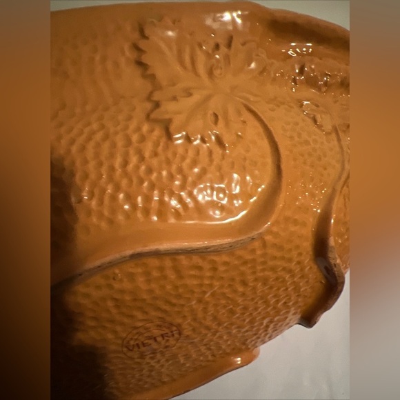 VIETRI Pottery Large Serving Dish Bowl Made In ITALY Vegetable Dish Carrots EUC - Picture 8 of 8
